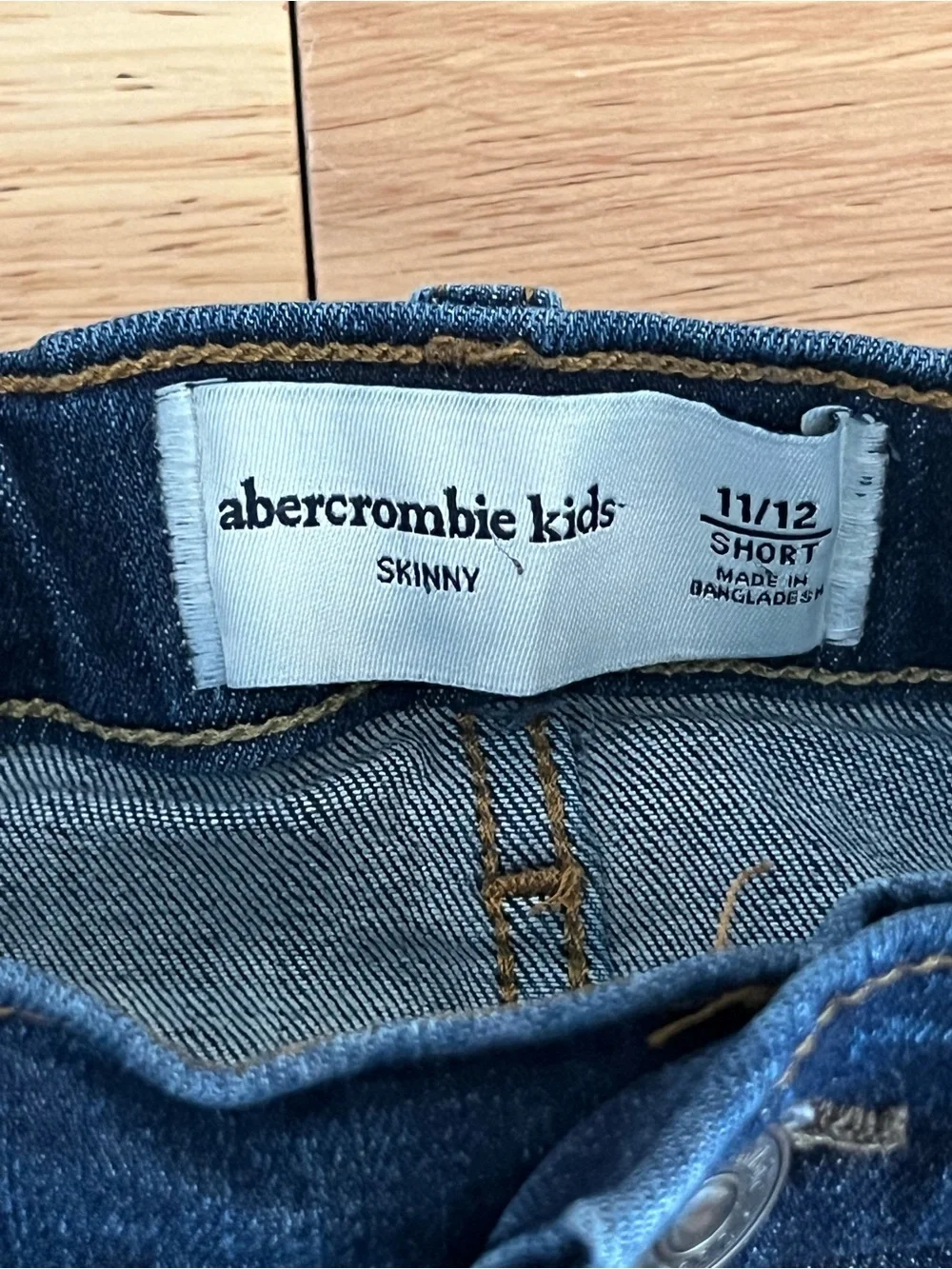 Abercrombie Kids Skinny Jeans 11/12 Short Dark Wash